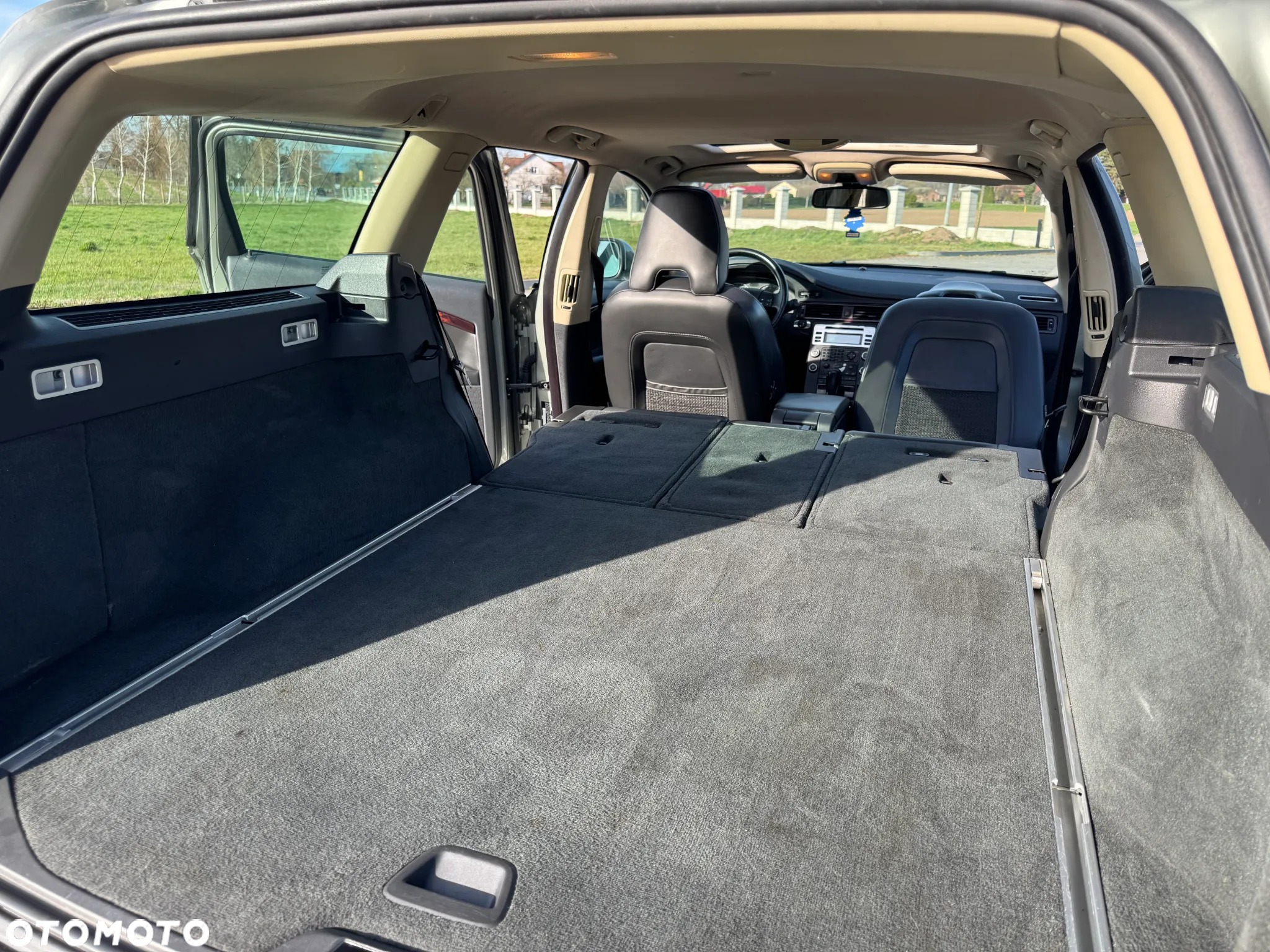 Volvo XC 70 - 22