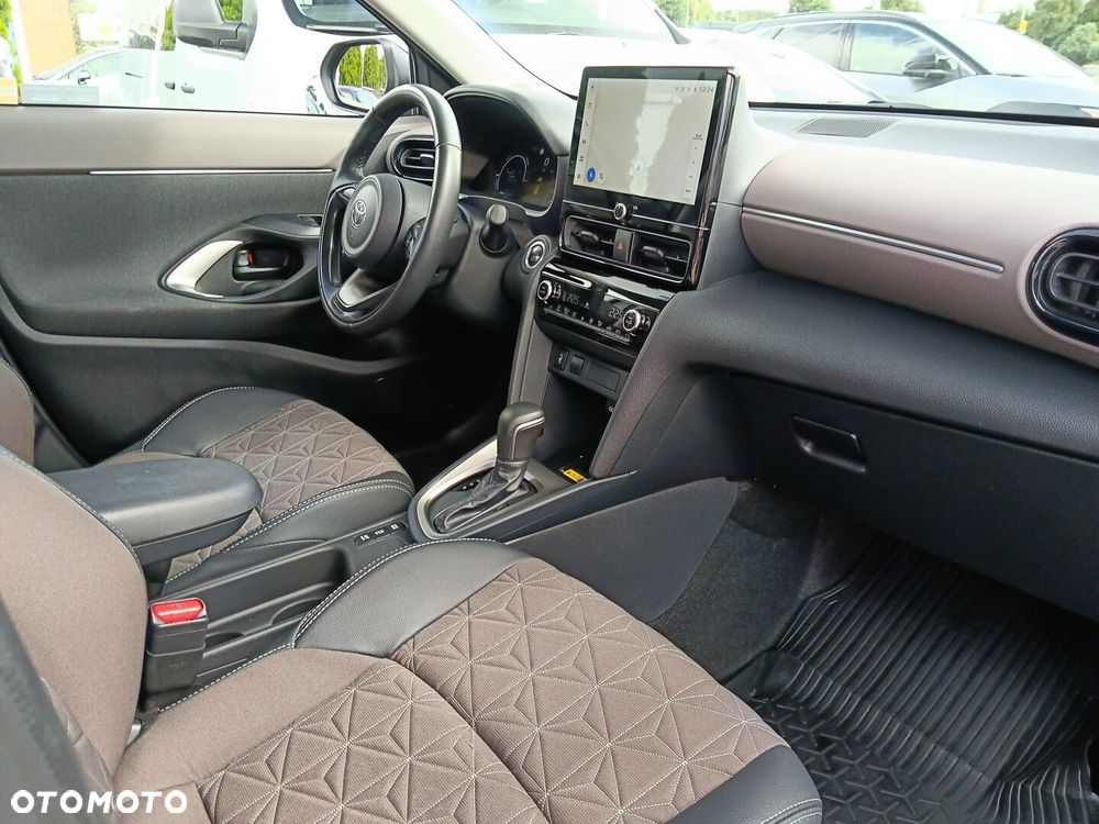 Toyota Yaris Cross Hybrid 1.5 Executive - 9