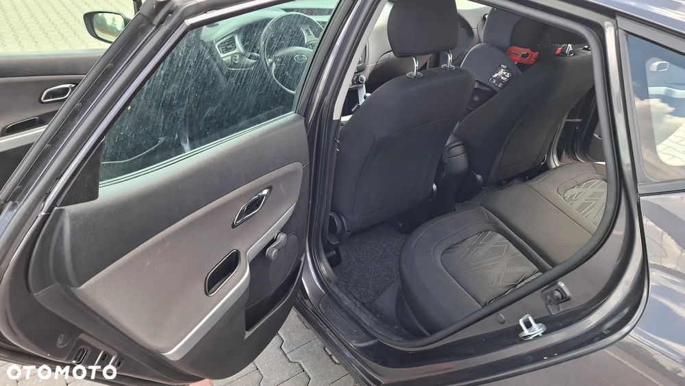 Kia Ceed 1.4 S - 12