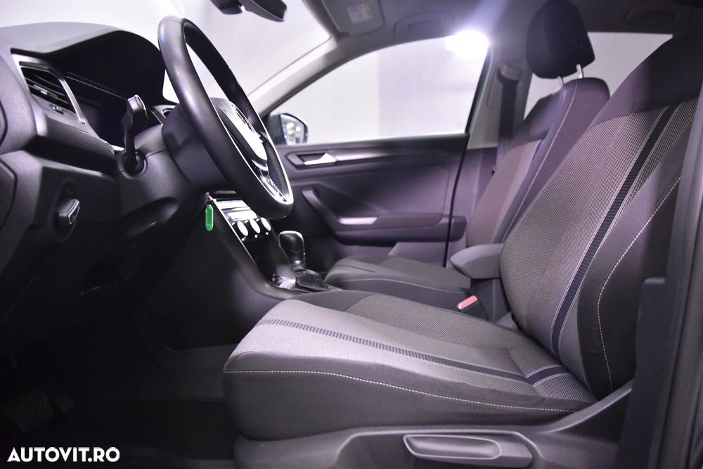 Volkswagen T-ROC - 21