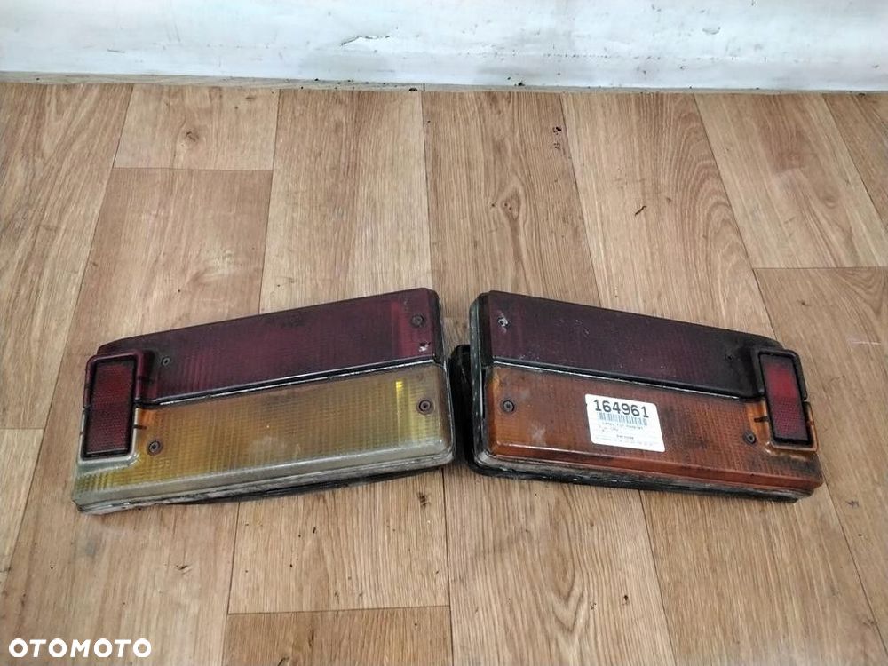 fiat 125p lampy tył komplet - 1