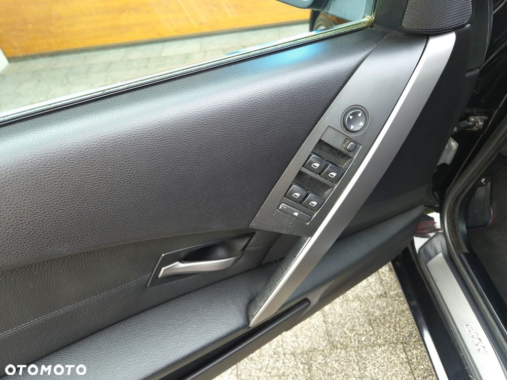 BMW Seria 5 530i - 28