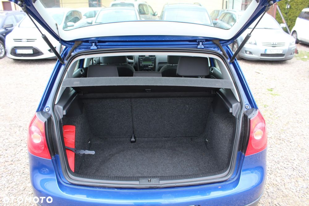 Volkswagen Golf V 1.6 Comfortline - 21