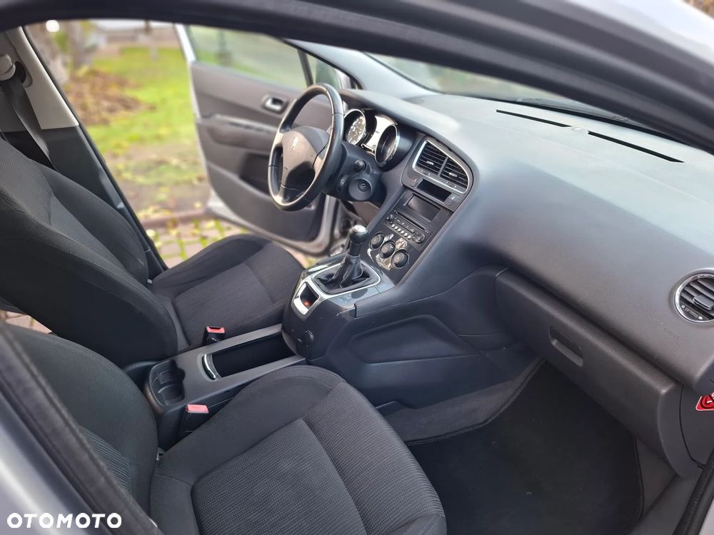 Peugeot 5008 1.6 Access 7os - 9
