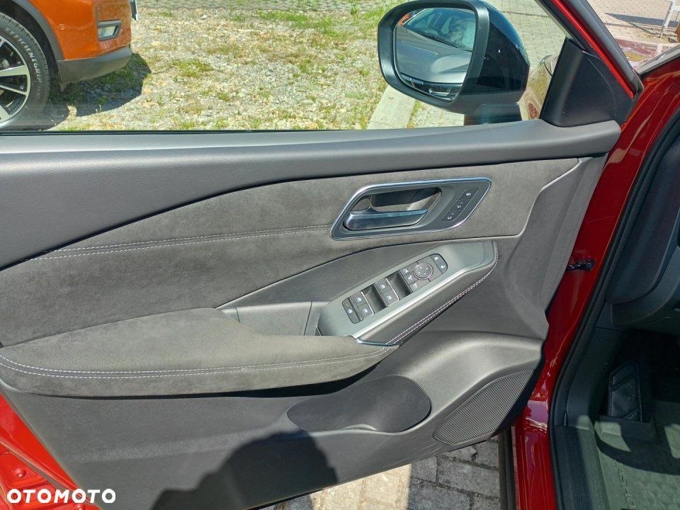 Nissan Qashqai - 12
