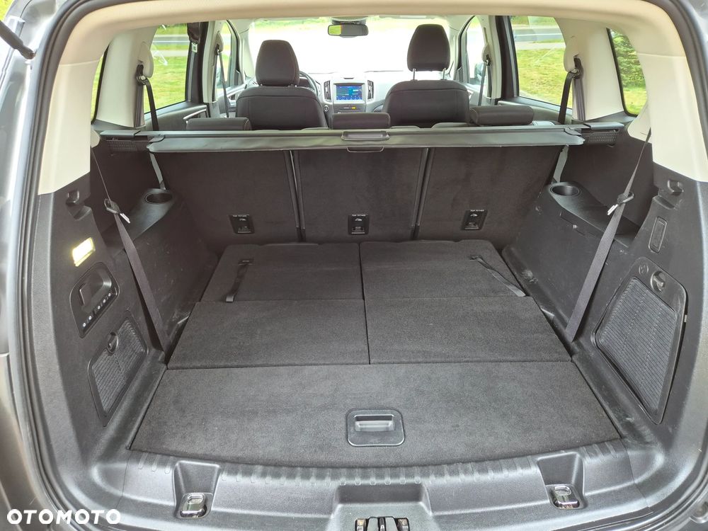Ford S-Max 2.0 TDCi Titanium - 23