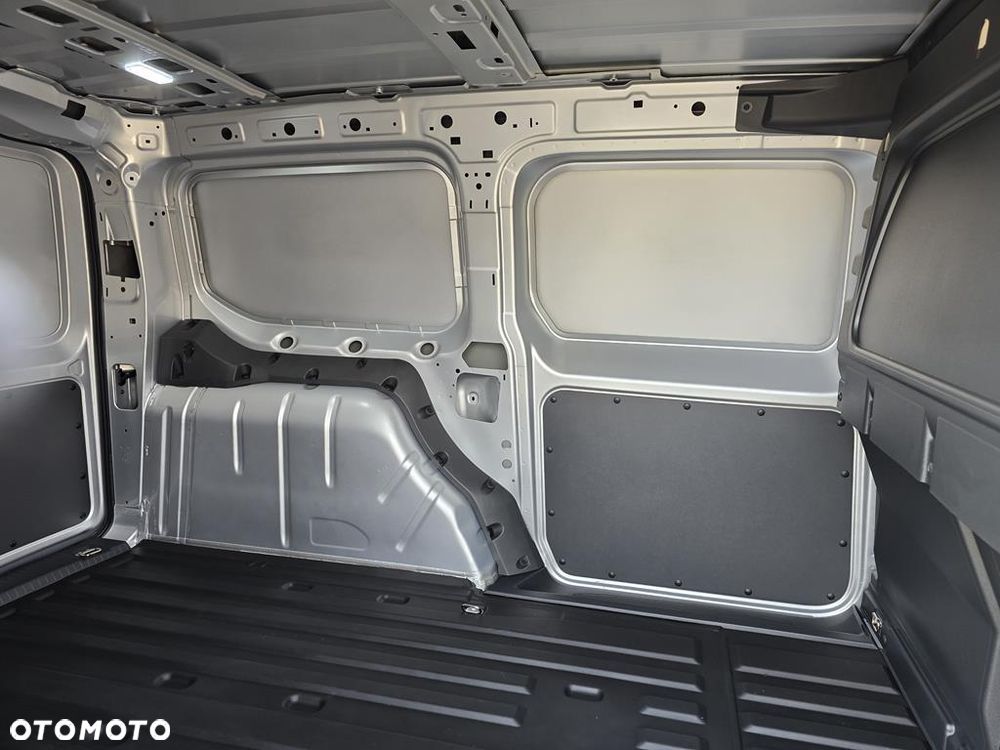 Ford Transit Connect '24 L2 Limited - 24