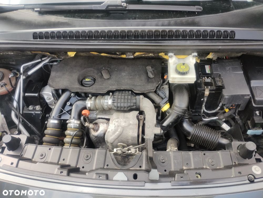 Peugeot 3008 HDi 115 Active - 26