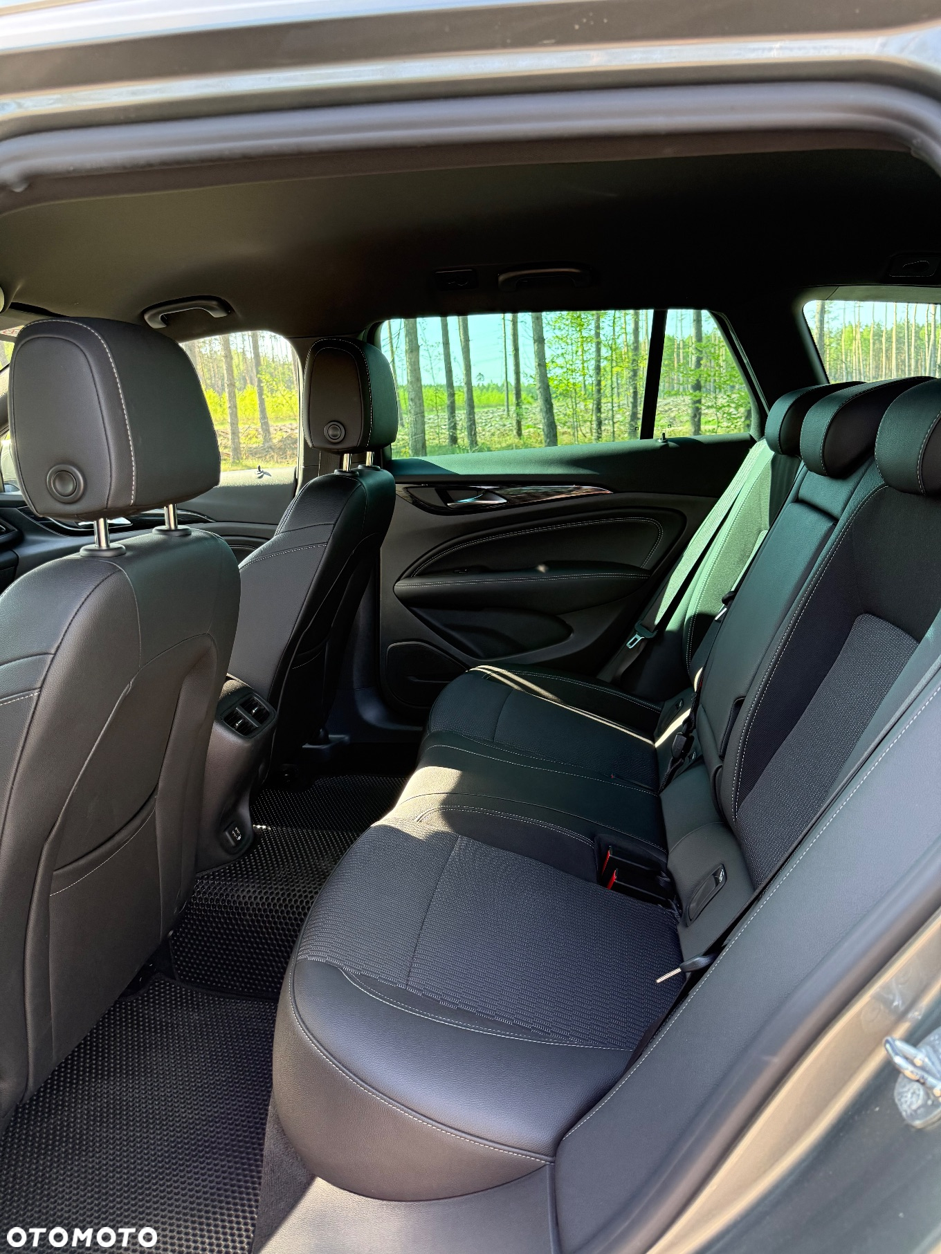 Opel Insignia - 15