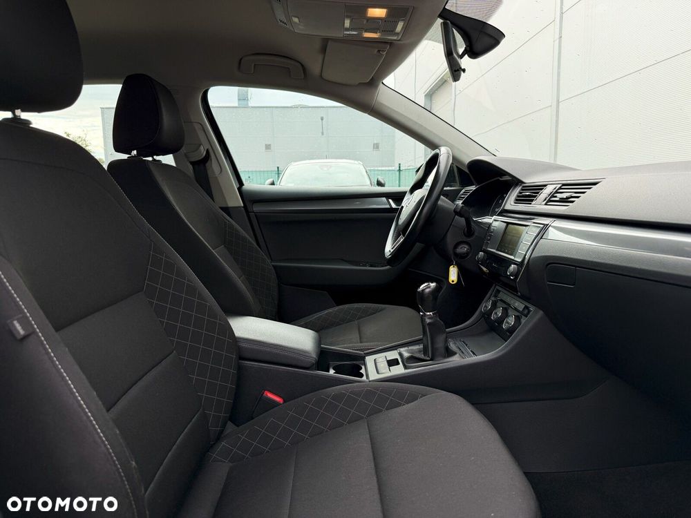 Skoda Superb 1.8 TSI Ambition - 27