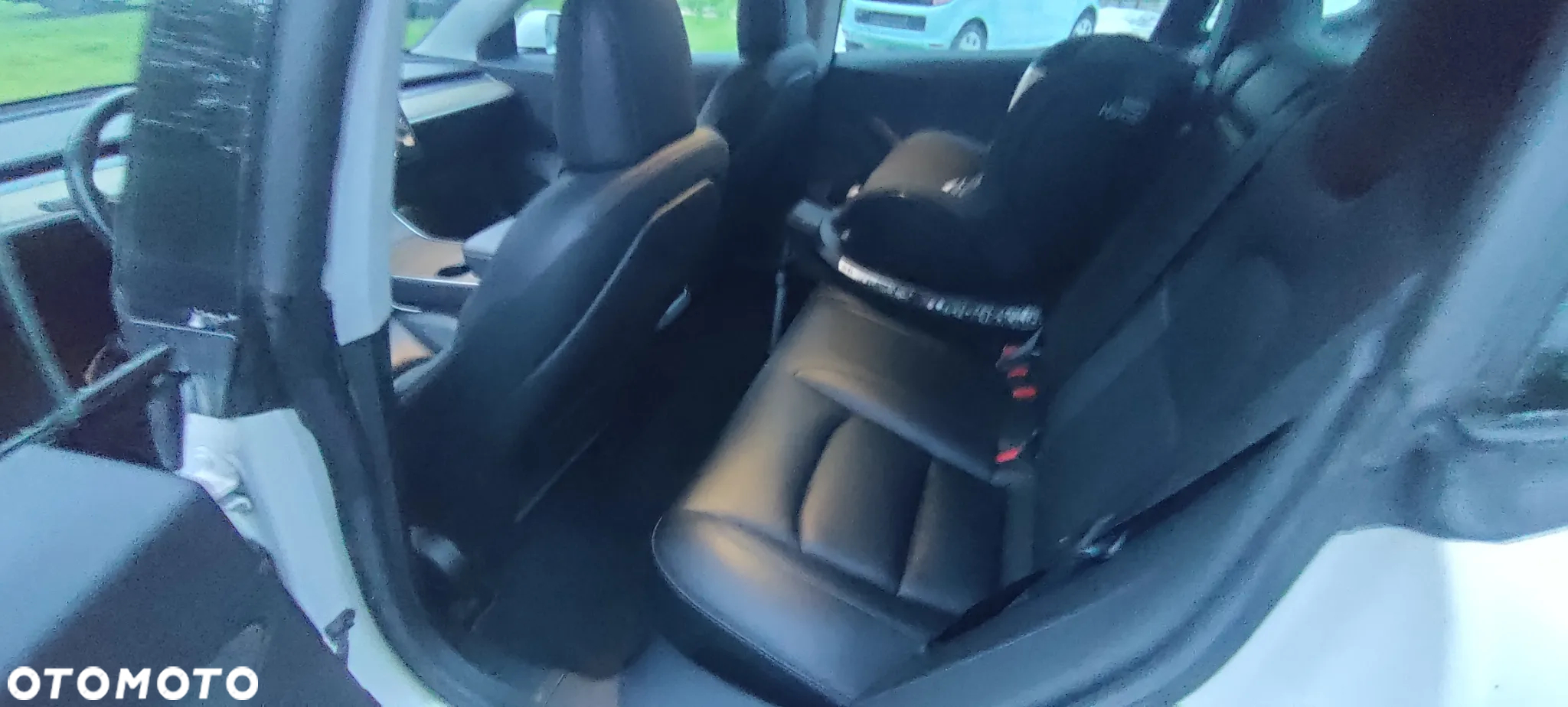 Tesla Model 3 - 15