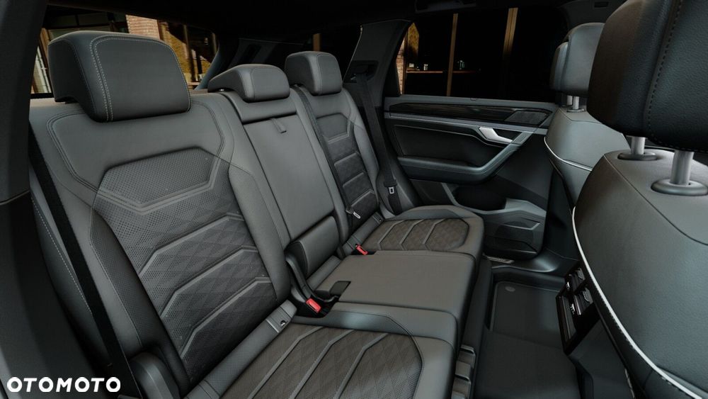 Volkswagen Touareg 3.0 V6 TDI 4Motion R-Line Final Edition - 13