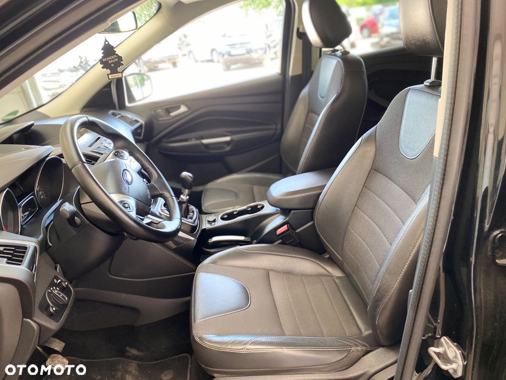 Ford Kuga 2.0 TDCi 4x4 Titanium - 9