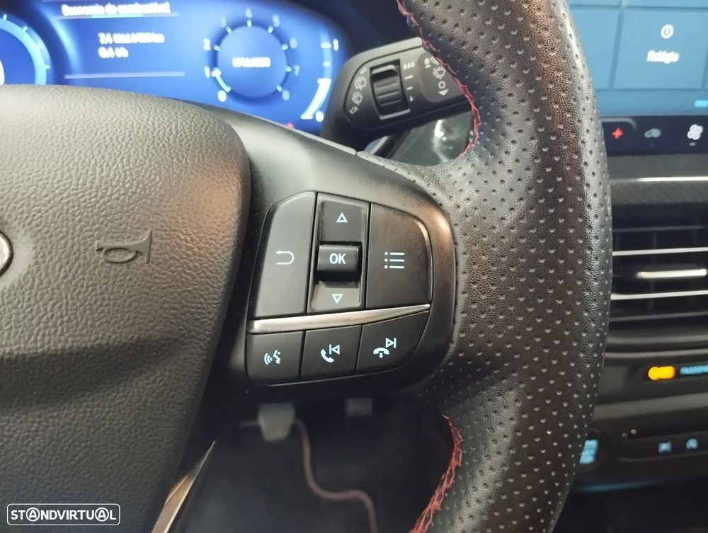 Ford Focus SW 1.0 EcoBoost ST-Line - 19