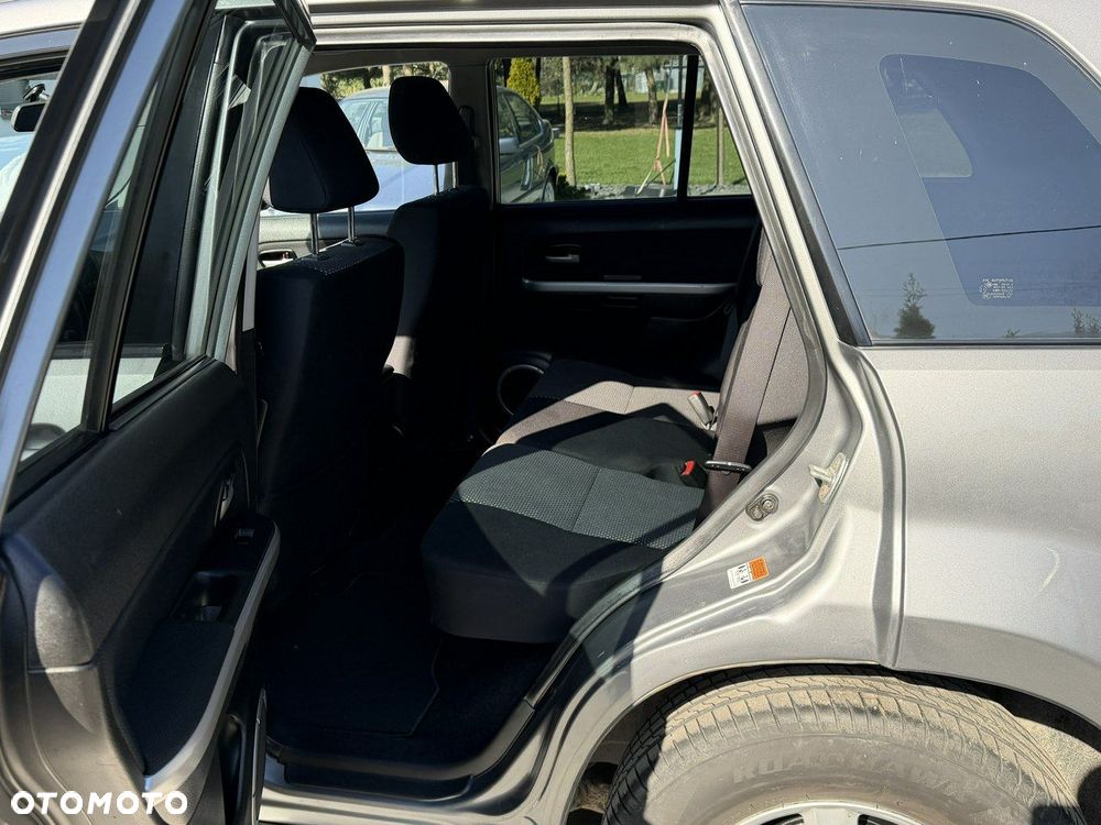 Suzuki Grand Vitara - 14