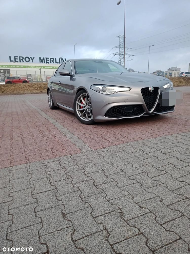 Alfa Romeo Giulia 2.0 Turbo 16V AT8 Veloce Ti - 2