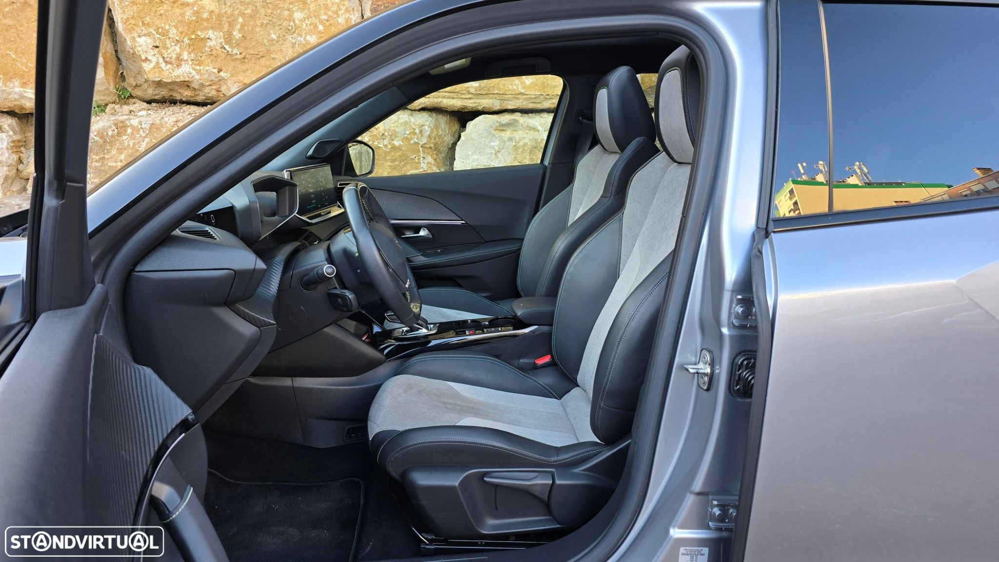 Peugeot e-2008 GT - 46