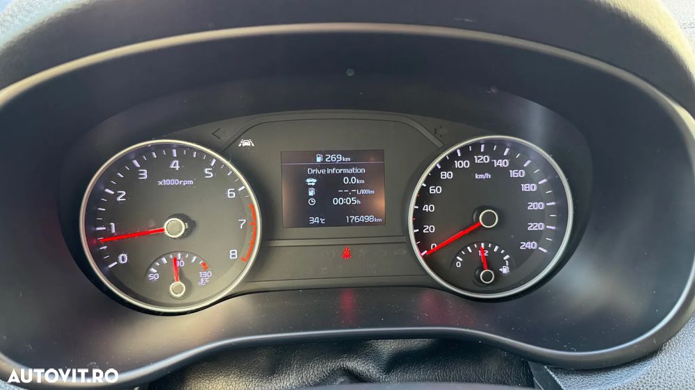 Kia Sportage 1.6 GDI 6MT 4x2 Style - 27