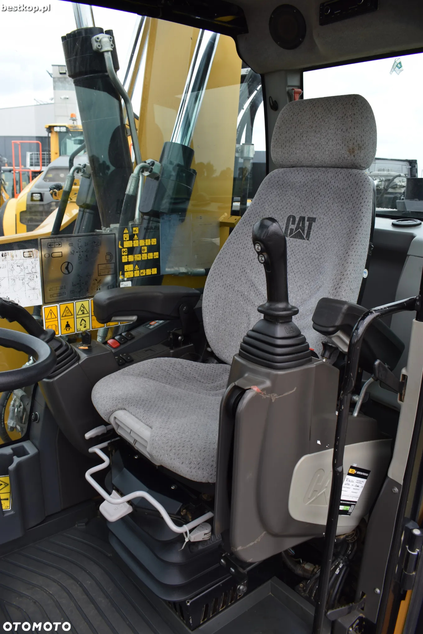 Caterpillar M315F - 24