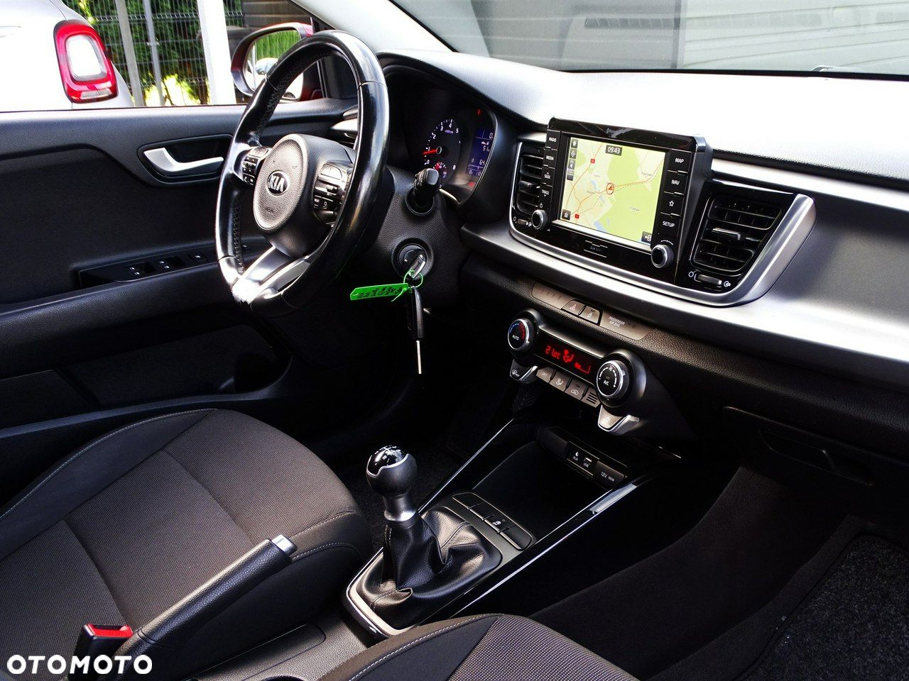 Kia Rio - 15
