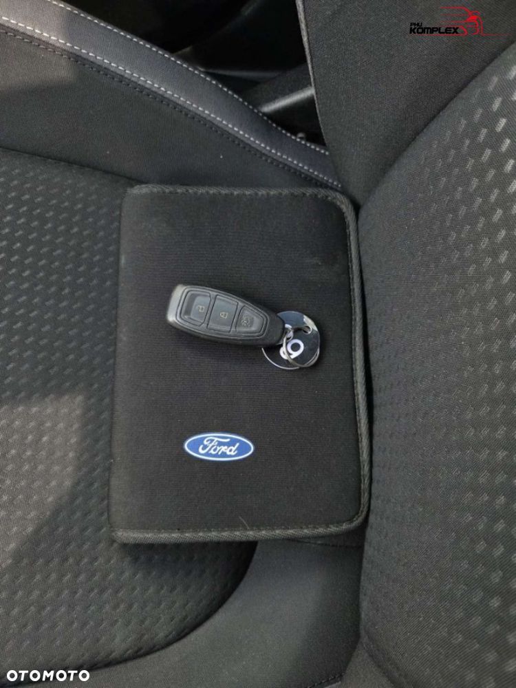 Ford Focus - 23