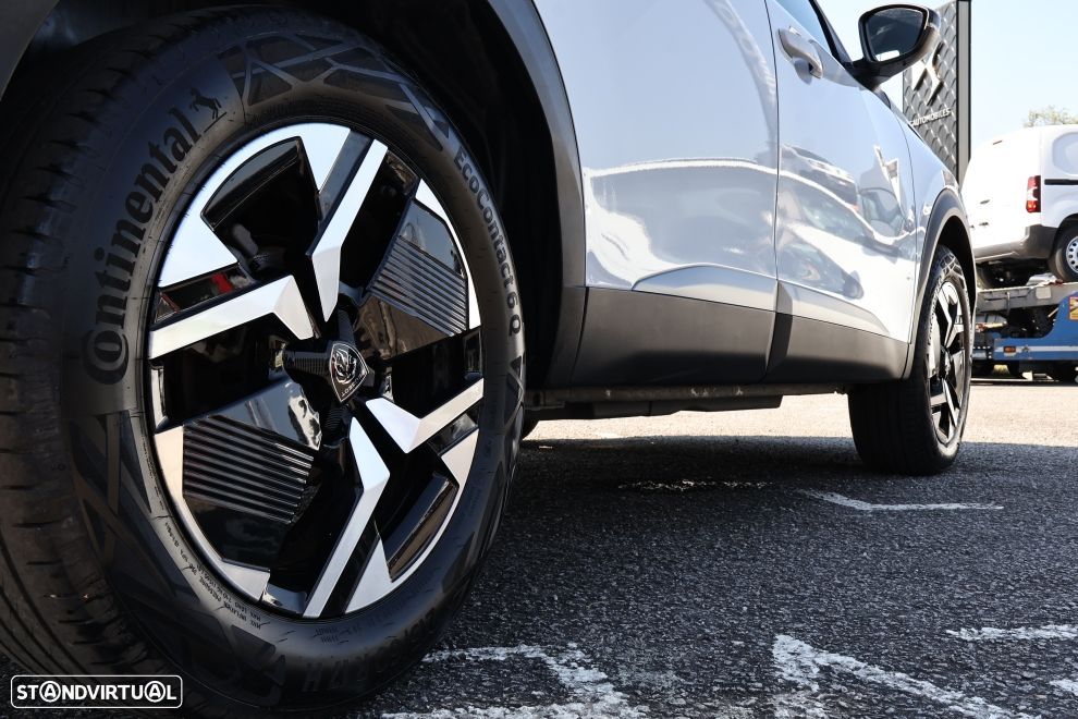 Peugeot 2008 1.2 Hybrid Allure e-DCS6 - 5