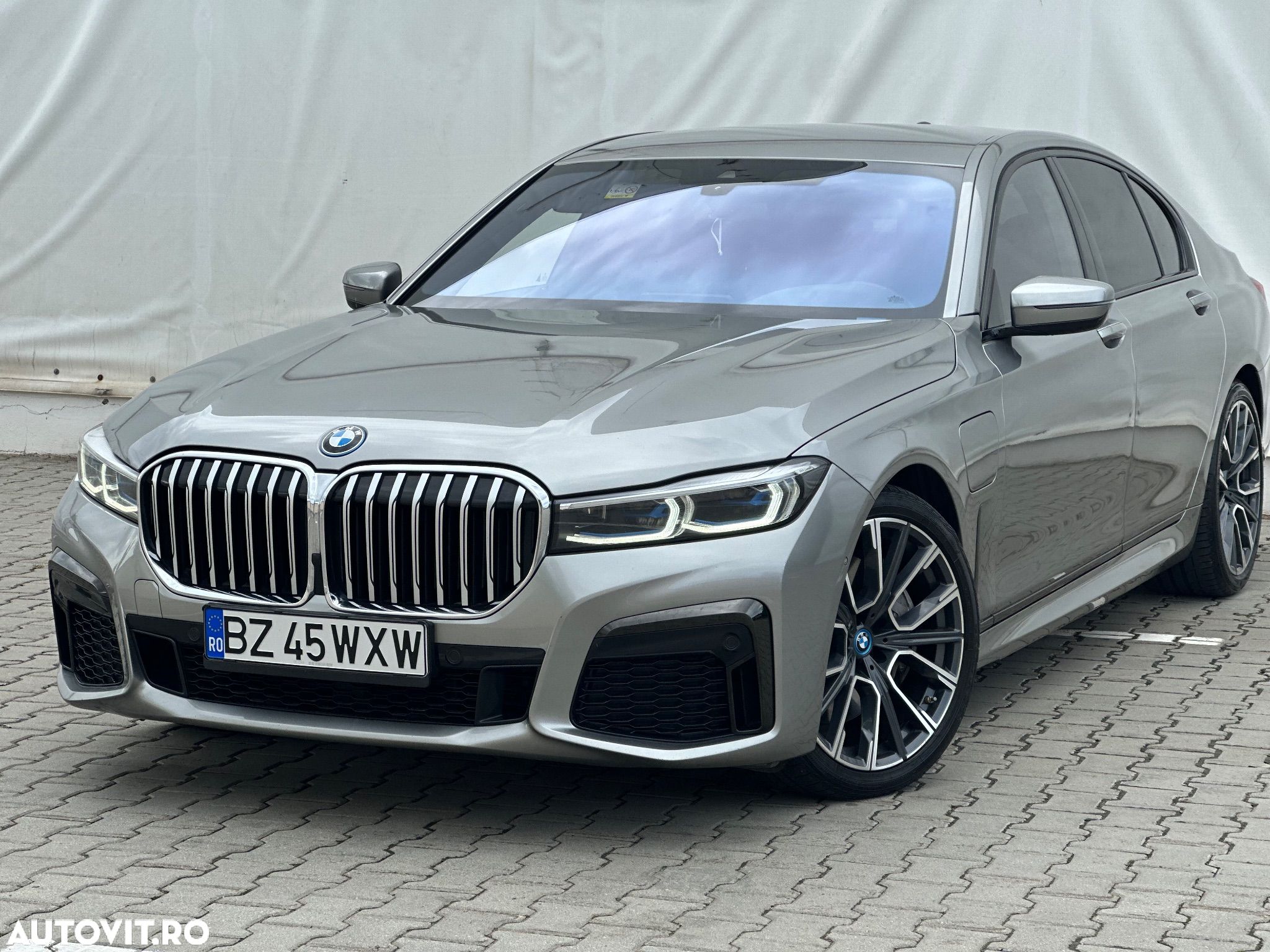 BMW Seria 7 - 1