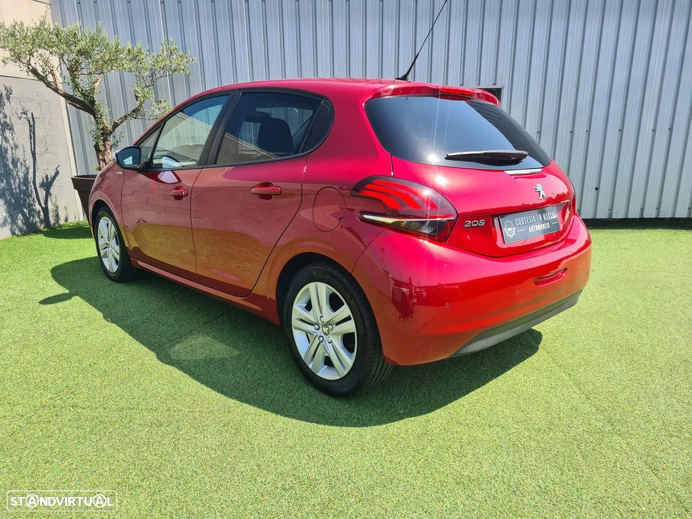 Peugeot 208 1.2 VTi SE Style - 3