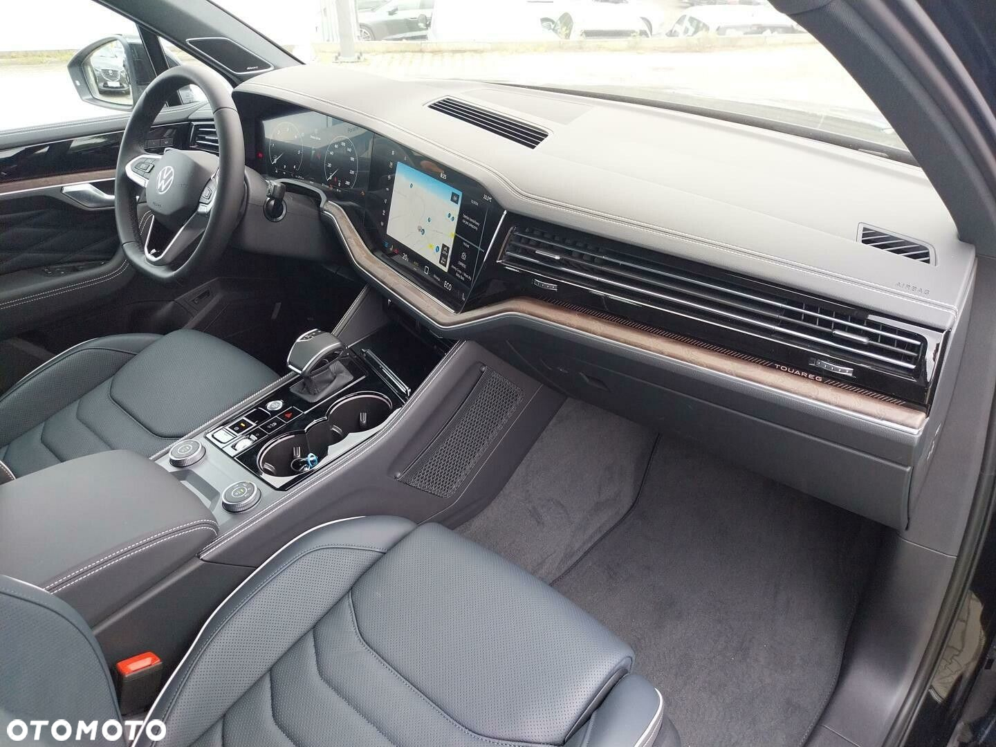 Volkswagen Touareg - 18