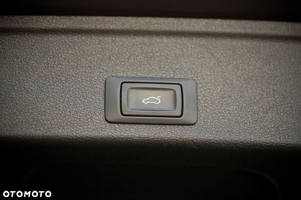 Audi A4 Limousine 2.0 TDI Quattro - 23