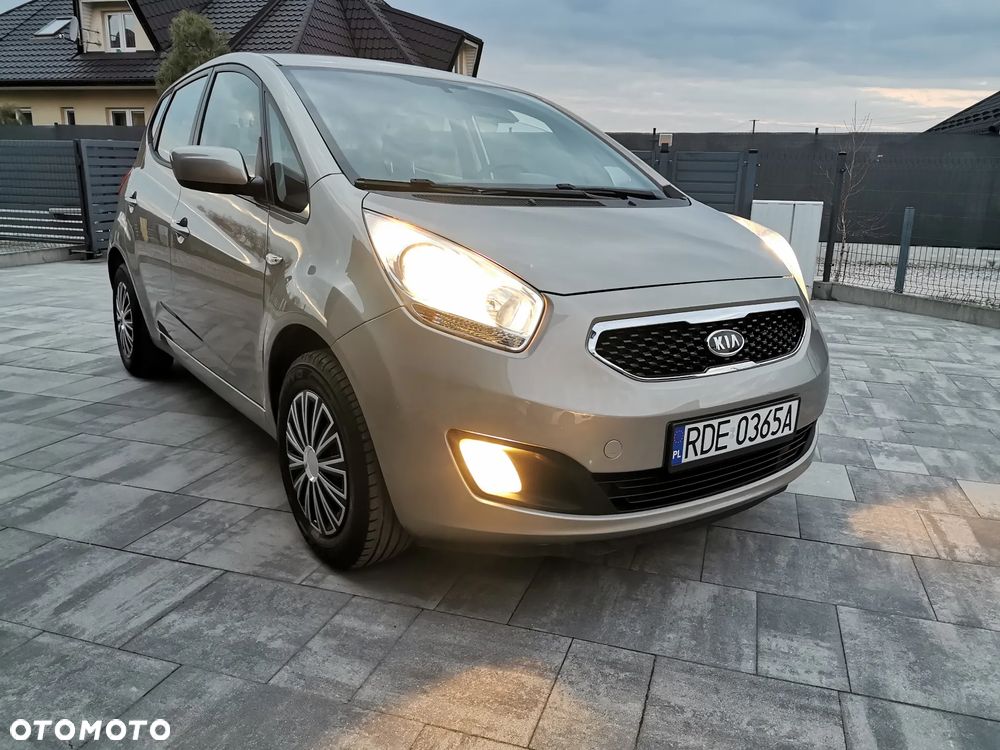 Hyundai i20 blue 1.2 YES Silver - 11