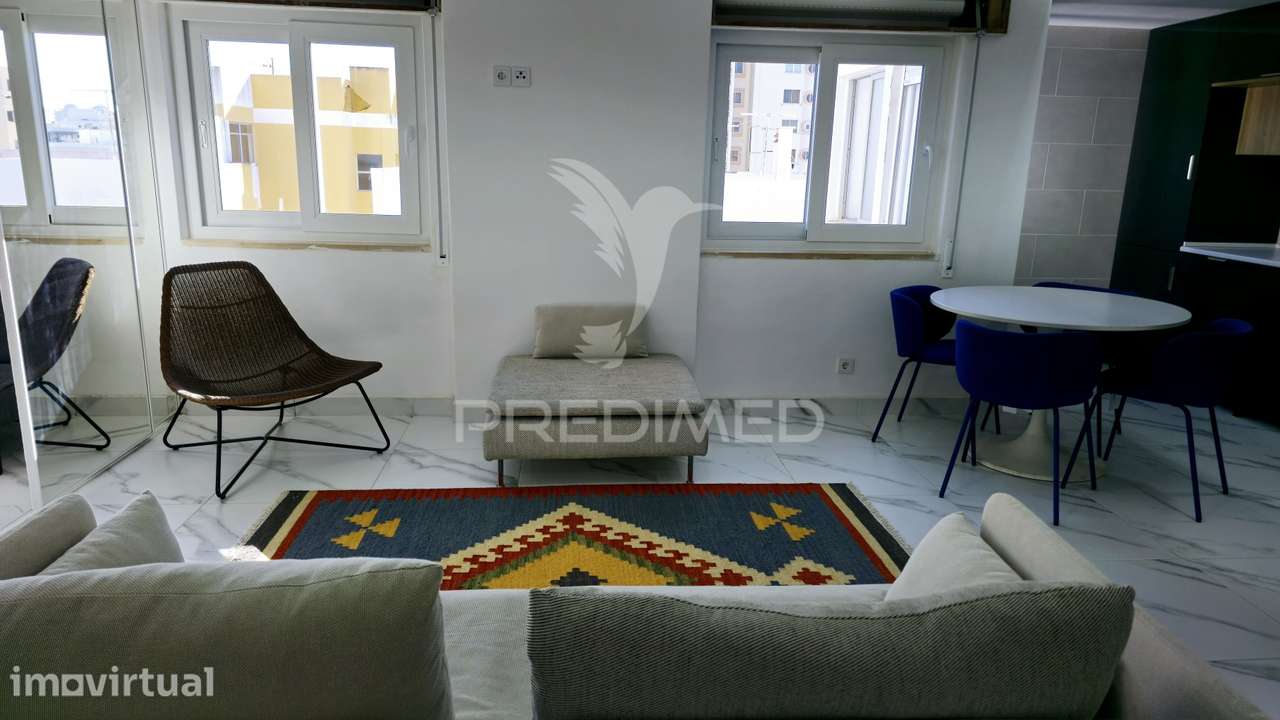 Fabulosa Penthouse T2 c/ Vista Deslumbrante para o Rio Arade - Grande imagem: 3/34