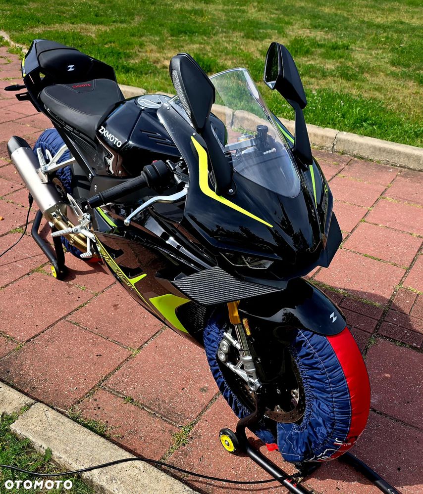 ZX MOTO 820RR - 14
