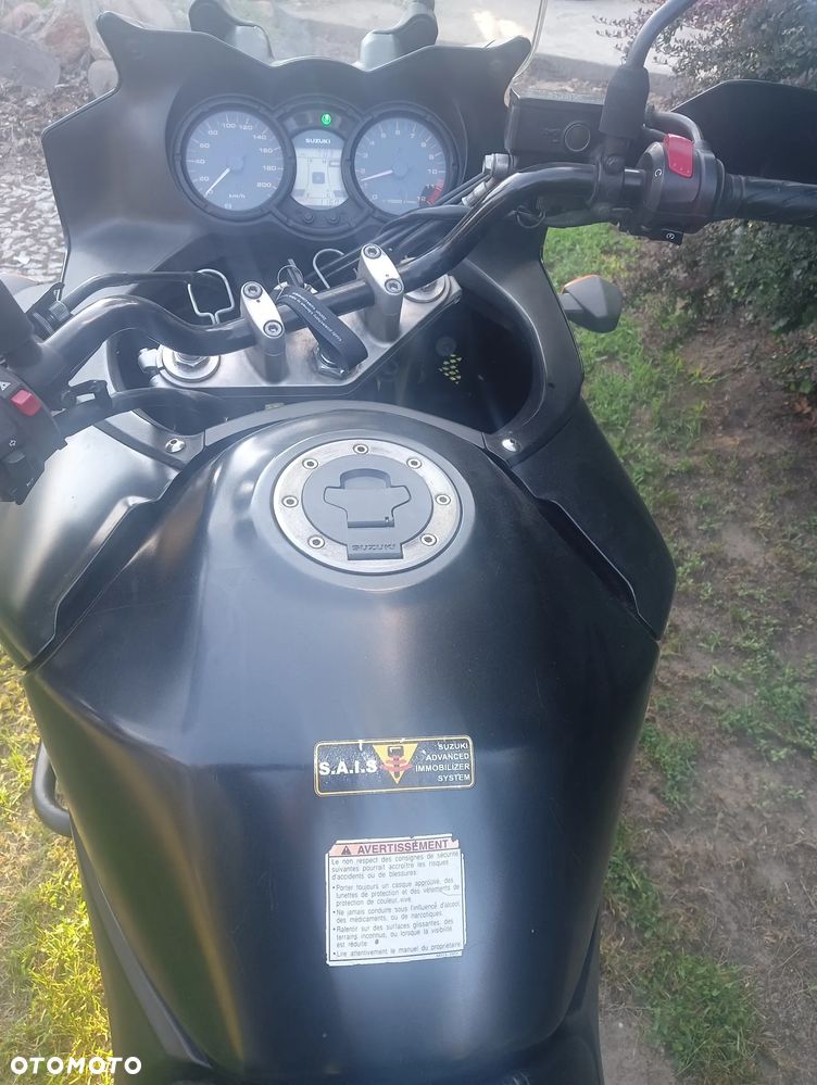 Suzuki V-STROM - 9