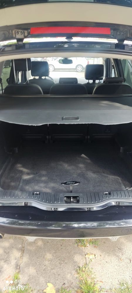 Ford S-Max - 8