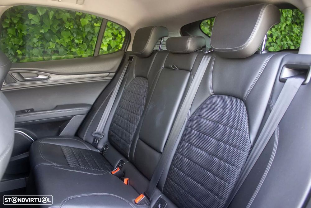 Alfa Romeo Stelvio 2.2 D Super AT8 - 13