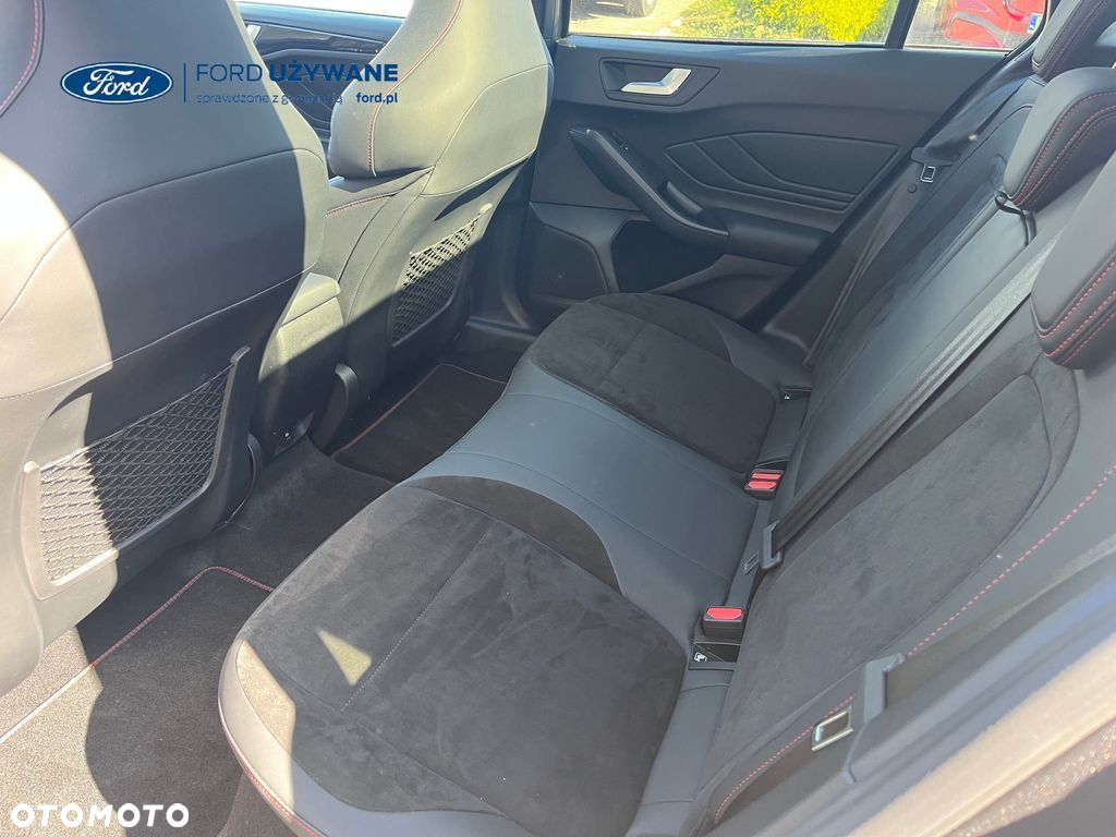 Ford Focus 2.3 EcoBoost ST X - 8
