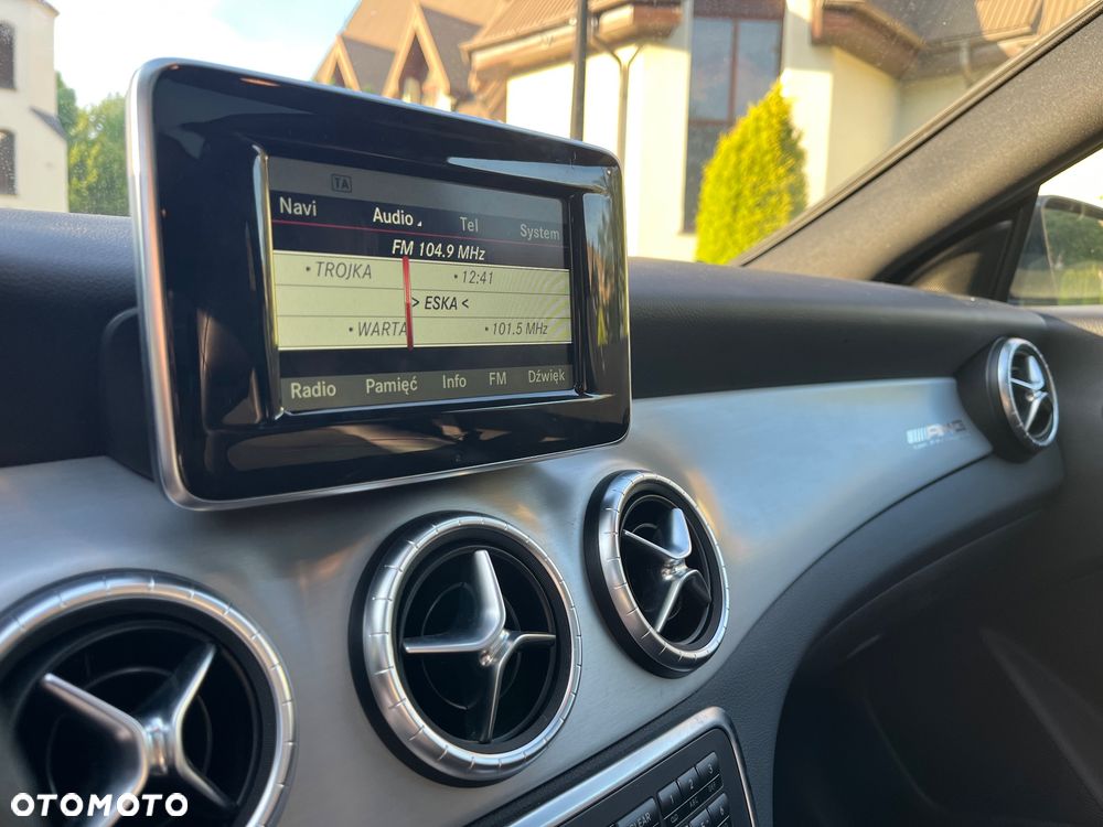 Mercedes-Benz CLA - 18