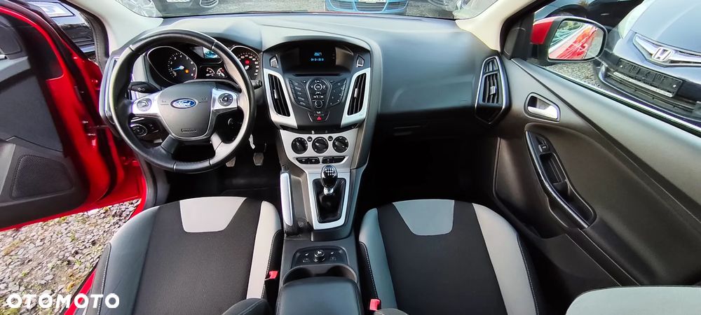 Ford Focus 1.0 EcoBoost Start-Stopp-System Champions Edition - 11