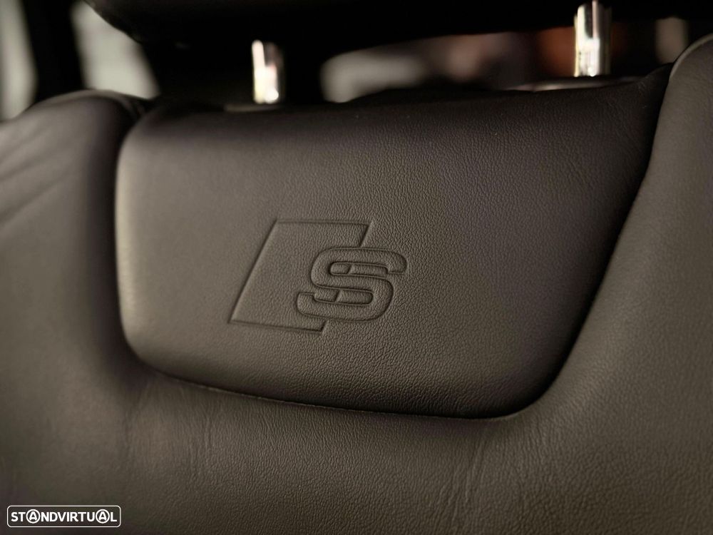 Audi e-tron 50 quattro S line - 12