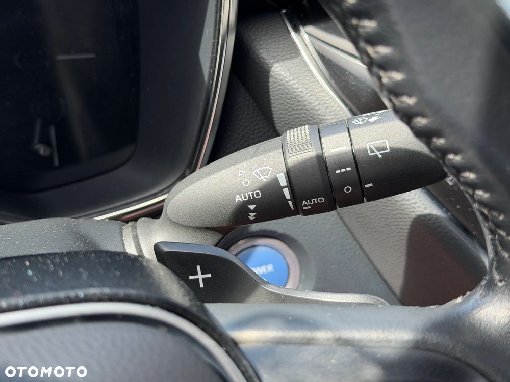 Toyota Corolla 2.0 Hybrid Selection - 16