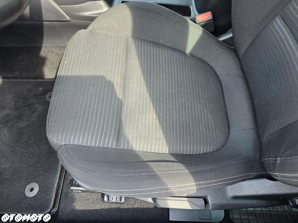 Ford Focus 1.0 EcoBoost Titanium Design - 25
