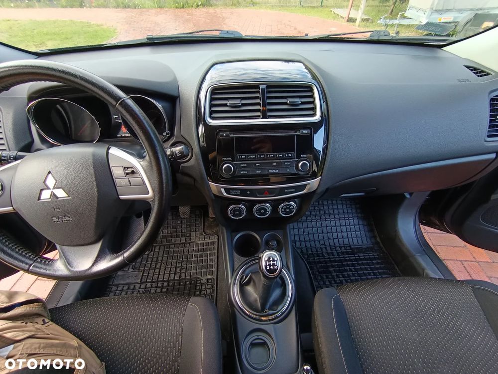 Mitsubishi ASX - 16