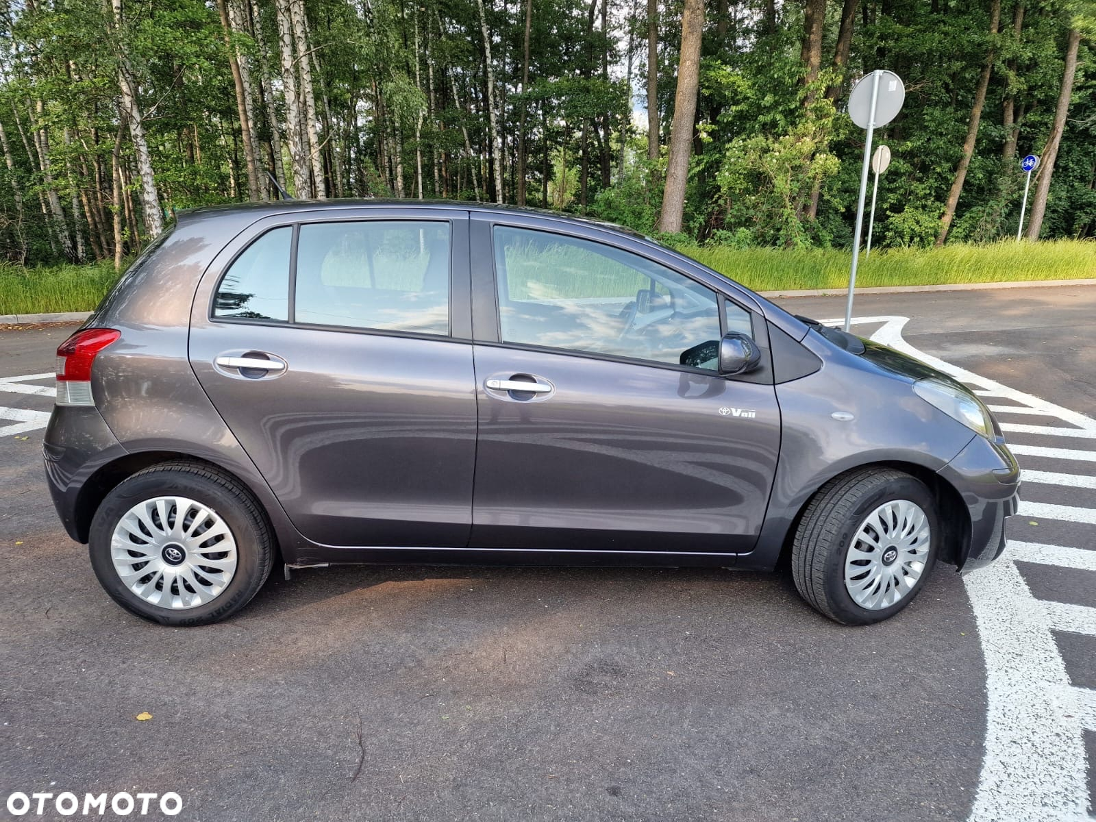 Toyota Yaris 1.33 Sol - 12