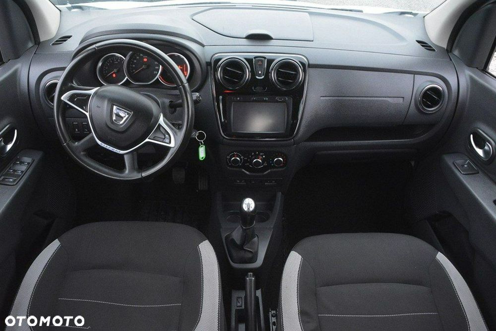 Dacia Lodgy 1.2 TCe Stepway - 17