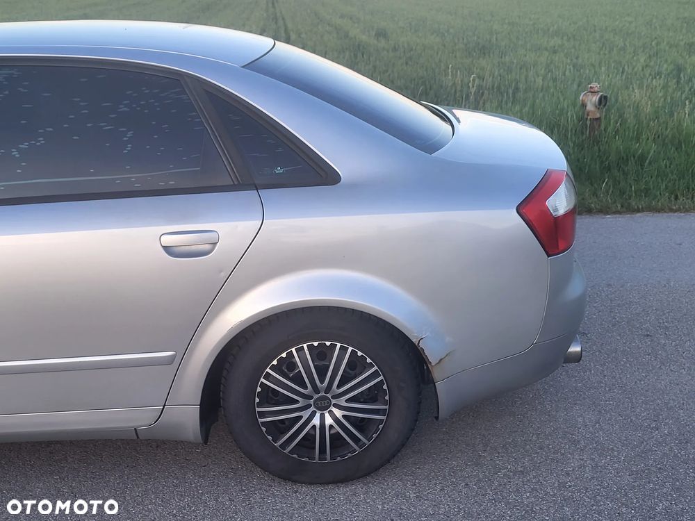 Audi A4 Limousine 1.8T - 8