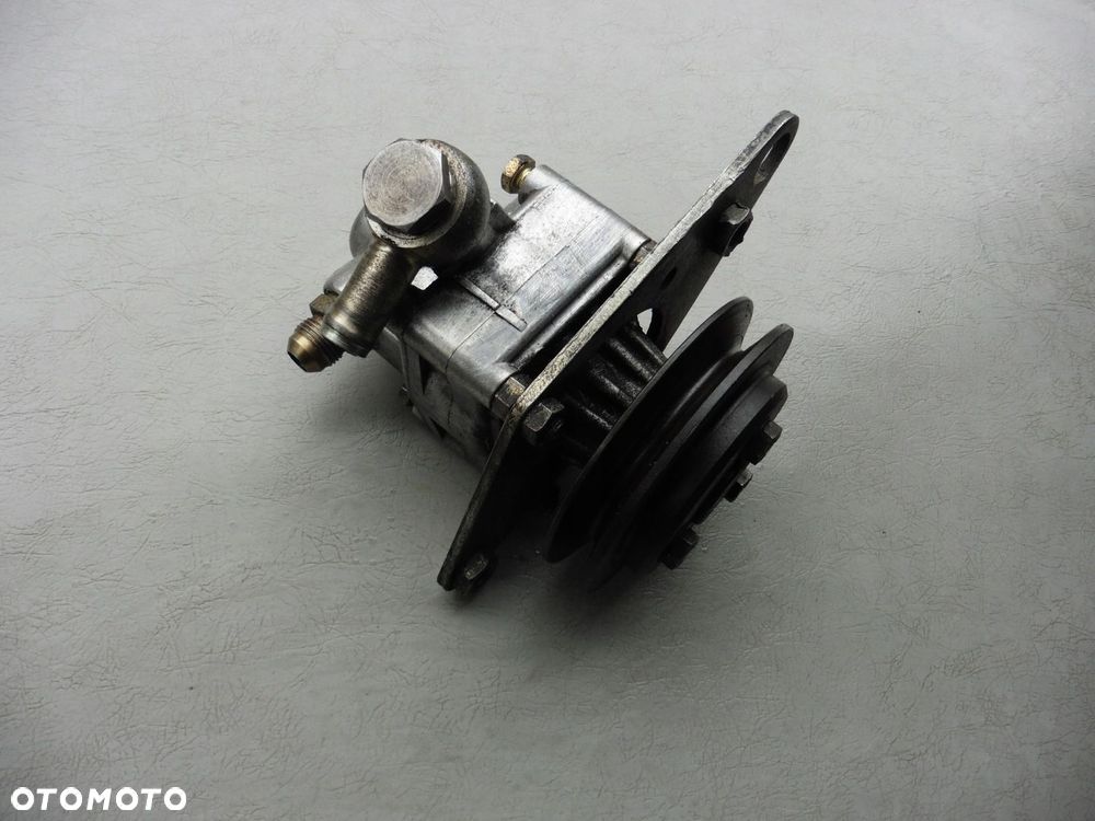 Pompa wspomagania Mercedes MB 100 W631 0004600980 7681955195 - 5