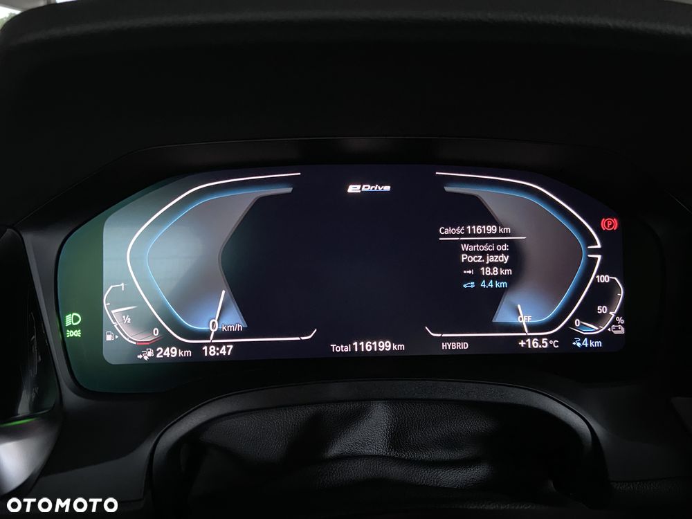 BMW Seria 3 330e M Sport - 19