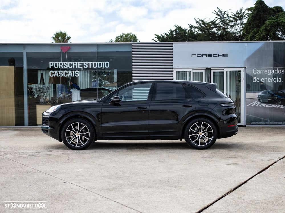 Porsche Cayenne E-Hybrid - 2