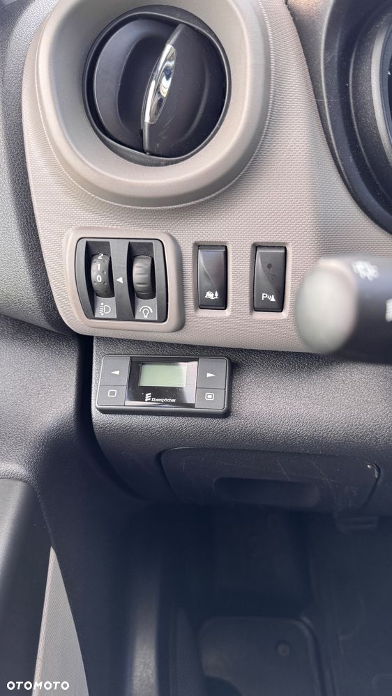 Renault TRAFIC - 11